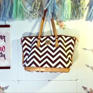 Dooney & Bourke Totebag EUC